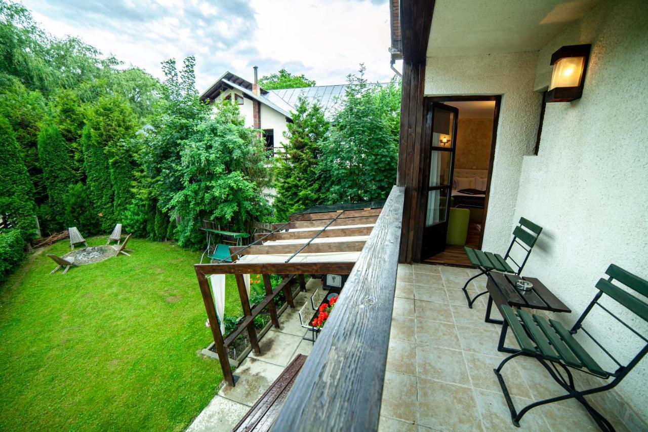 Casa Traian Hotel Синая Екстериор снимка