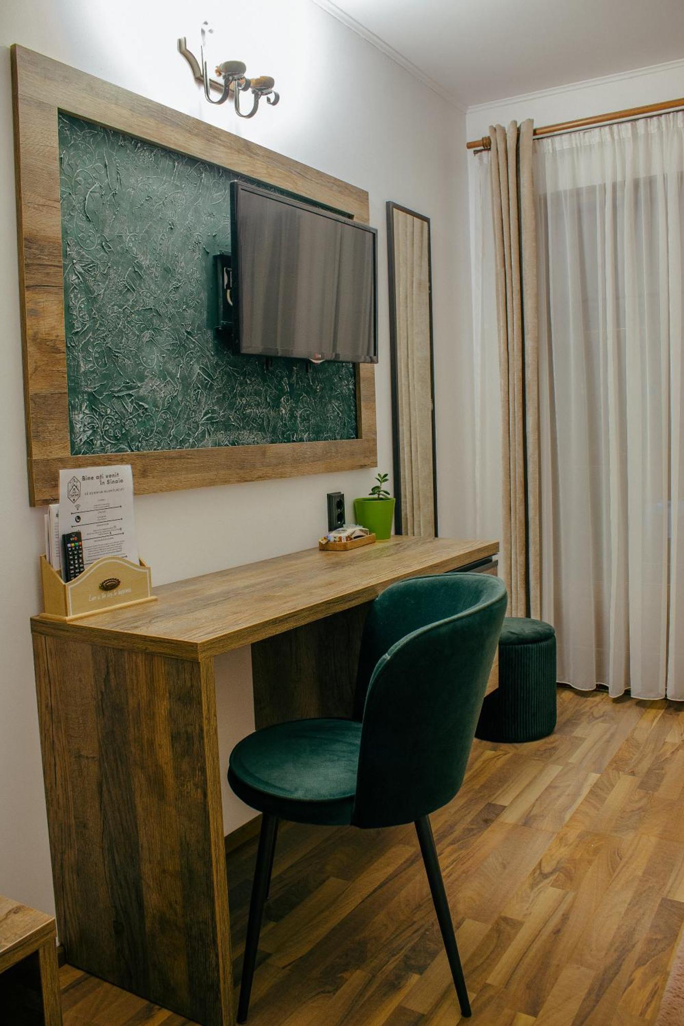 Casa Traian Hotel Синая Екстериор снимка
